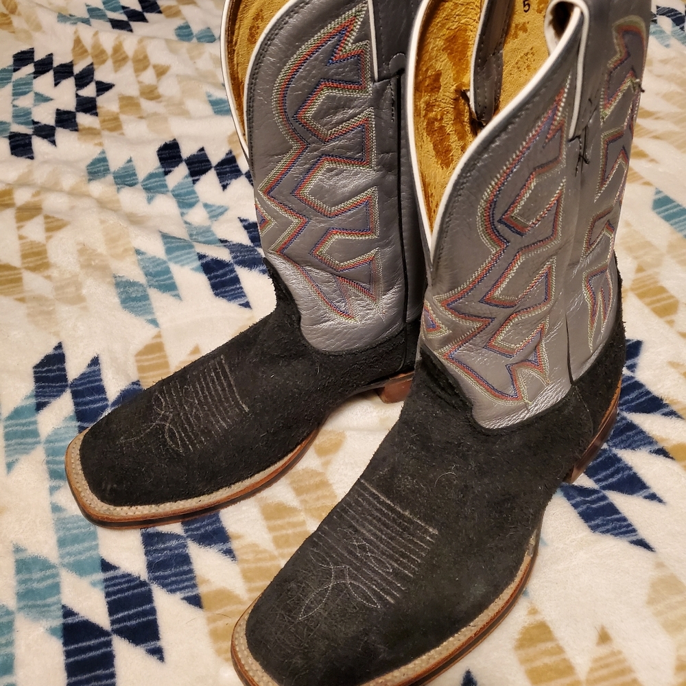 Nocona Mens 10.5D Black leather Square Toe Boots.Nice!